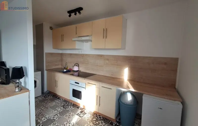 Studio meublé 35m² Angers centre - Lumineux, 11e étage - Photo 4