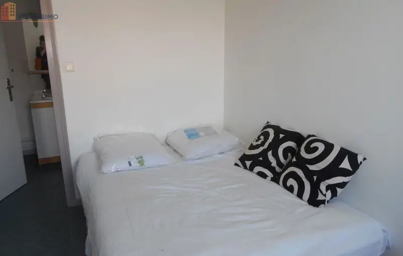 Studio meublé 28m² Reims 51100 - Meublé, DPE C - Photo 4