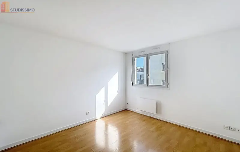 Studio 26m² Reims 51100 - Lumineux, 2e étage - Photo 3