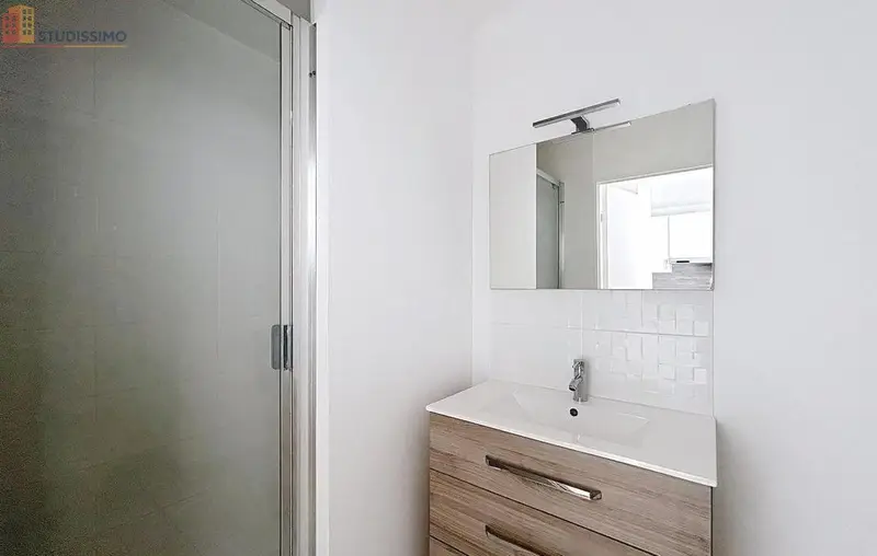 Studio 26m² Reims 51100 - Lumineux, 2e étage - Photo 1