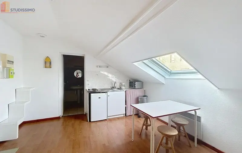 Studio meublé 15m² Reims 51100 - Meublé, 2e étage - Photo 2