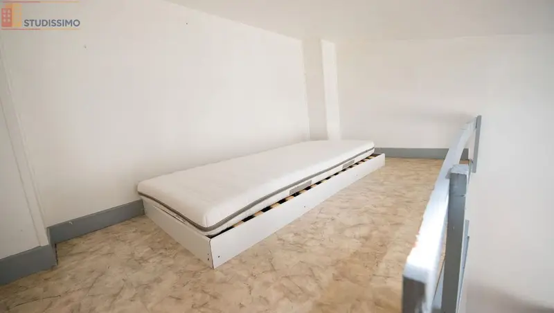 Studio meublé 17m² Reims - Proche centre, idéal étudiant - Photo 1
