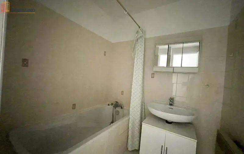 Studio 36m² Reims 51100 - Meublé, DPE D - Photo 2