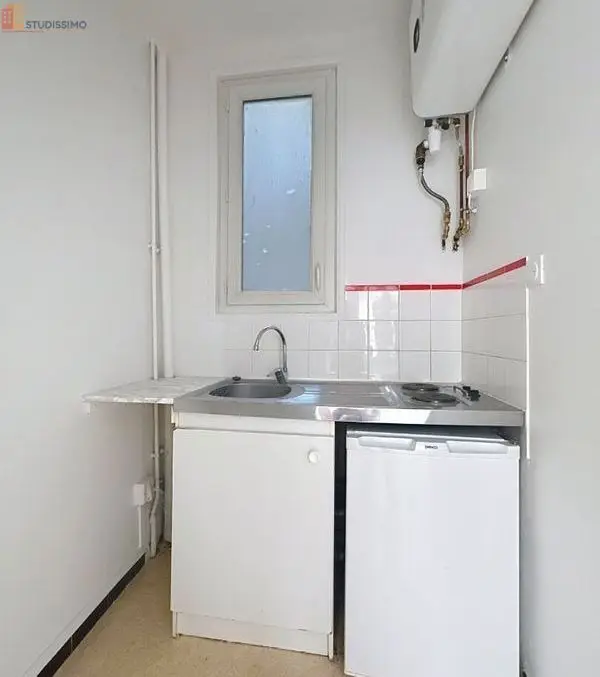 Studio 20m² Reims 51100 - Lumineux, proche commodités - Photo 3
