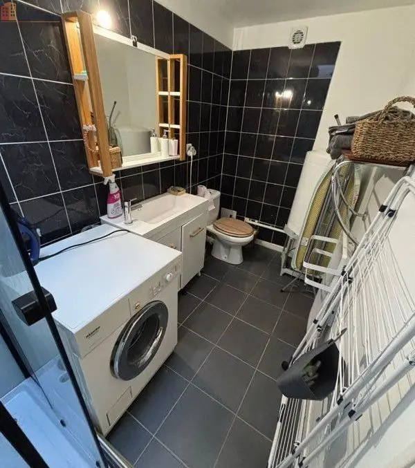 Studio meublé 25m² Reims 51100 - Cour, centre-ville - Photo 1