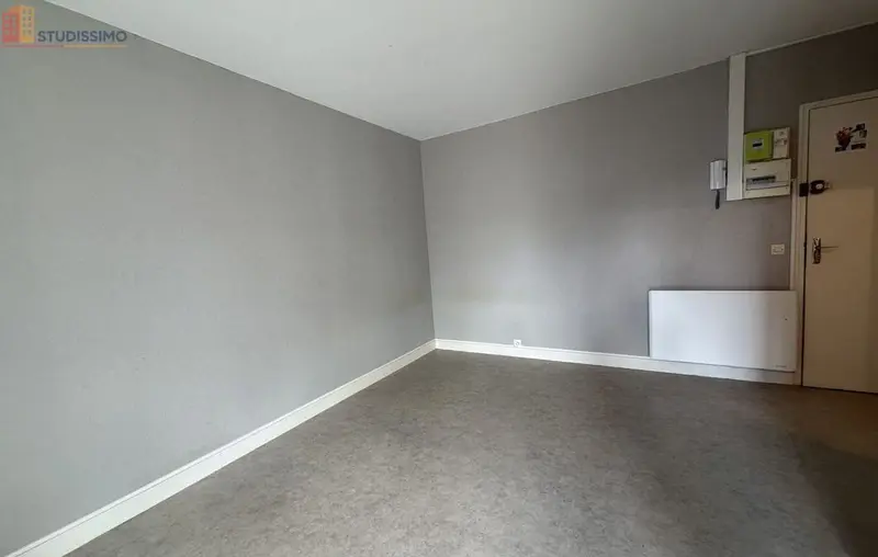 Studio 30m² Reims 51100 - Photo 3