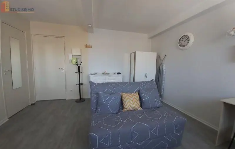 Studio meublé 23m² Reims - Calme, 3e étage - Photo 6