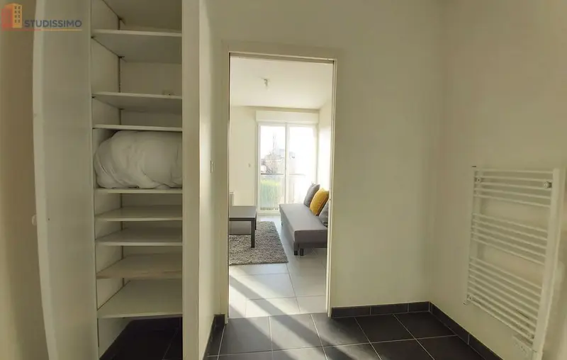 Studio meublé 31m² Reims centre - Meublé, 2e étage - Photo 4