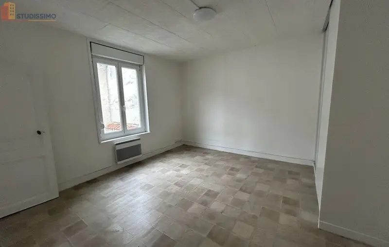 Studio 26m² Reims - 1er étage - Photo 1