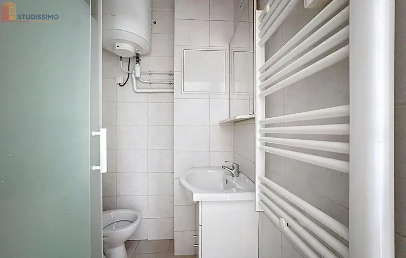 Studio meublé 18m² Reims 51100 - Entièrement rénové - Photo 1
