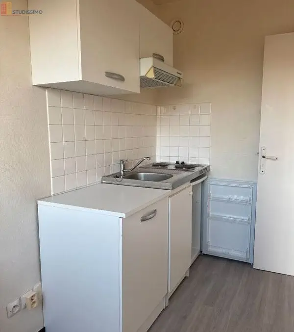 Studio 30m² Reims 51100 - Photo 2
