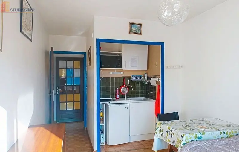 Studio meublé 23m² Reims 51100 - Meublé, 3e étage - Photo 5