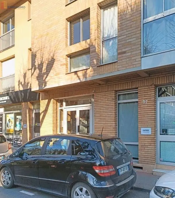 Studio meublé 23m² Reims 51100 - Meublé, 3e étage - Photo 4