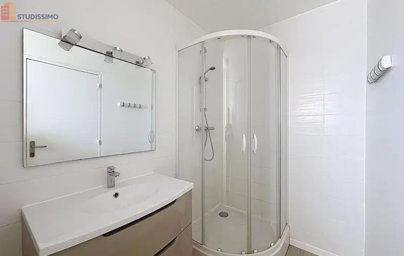 Studio 27m² Reims 51100 - Étage élevé, lumineux - Photo 2