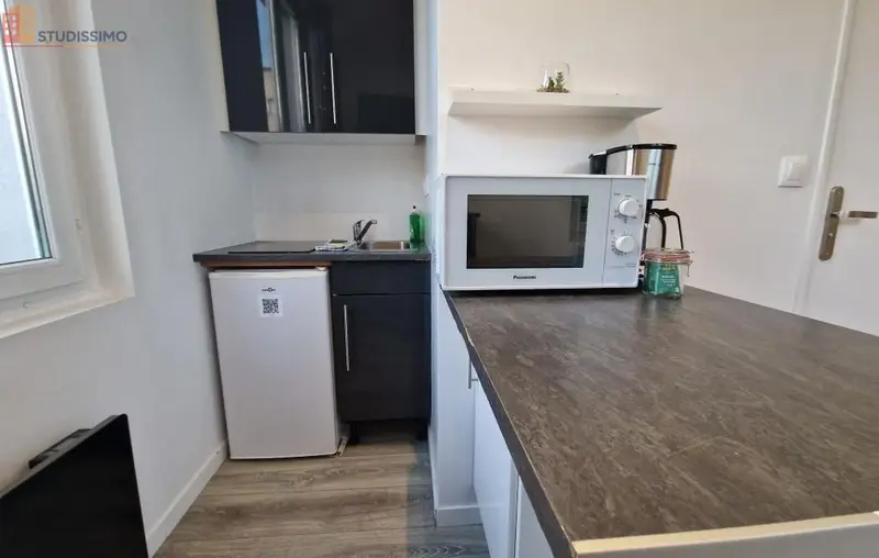 Studio meublé 18m² Reims 51100 - Meublé, 1er étage - Photo 7