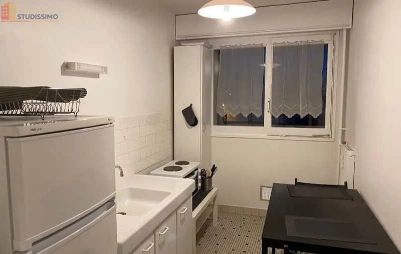 Studio meublé 32m² Reims 51100 - Lumineux, 4e étage - Photo 9