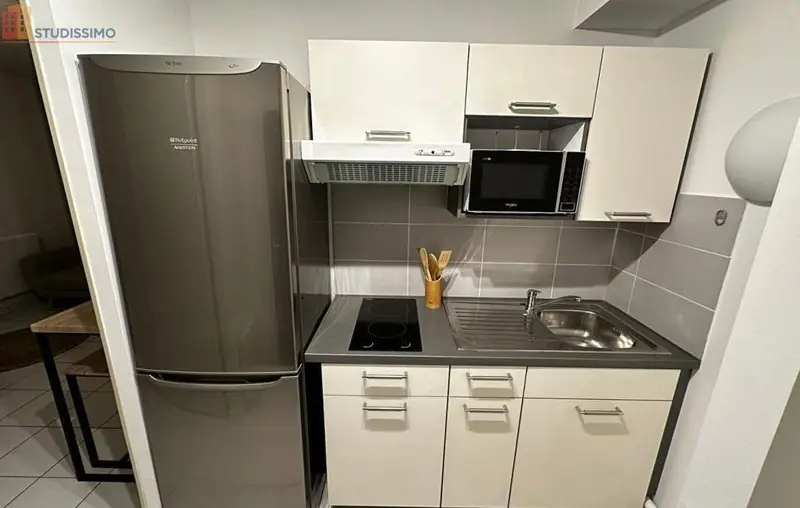 Studio 23m² Reims 51100 - Meublé, DPE D - Photo 4