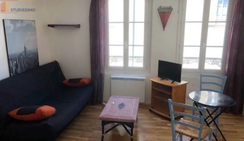 Studio meublé 22m² Châlons-en-Champagne - Meublé, DPE D - Photo 2