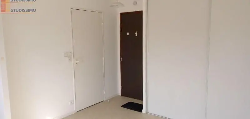 Studio 19m² Reims - étage 3, DPE D - Photo 4