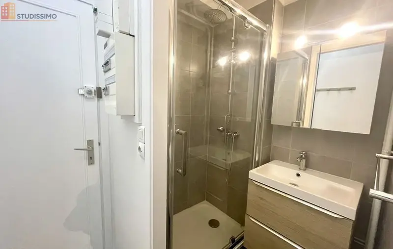 Studio meublé 16m² Reims 51100 - Meublé, DPE C - Photo 1