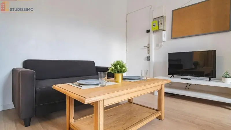 Studio meublé 21m² Reims 51100 - Meublé, 1er étage - Photo 7