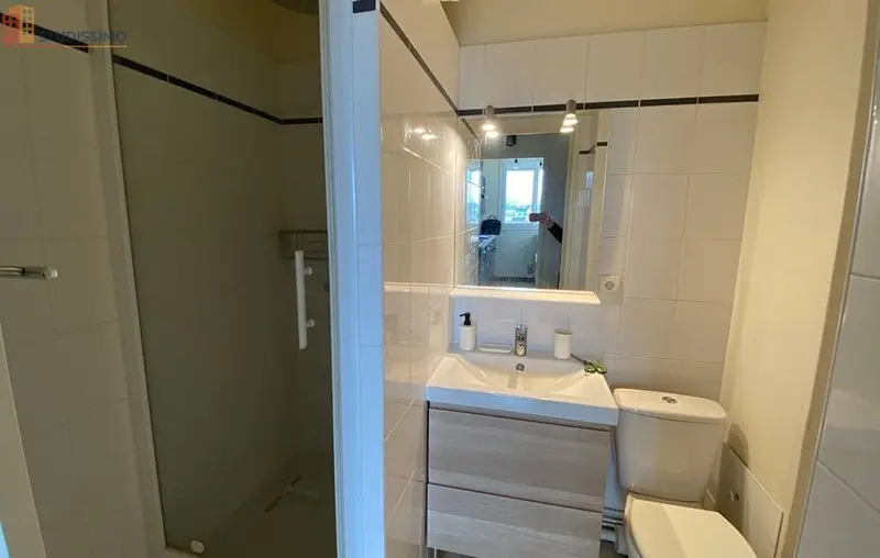 Studio 30m² Reims 51100 - Étage élevé, lumineux - Photo 2