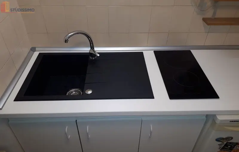Studio 27m² Reims centre-ville - Photo 1