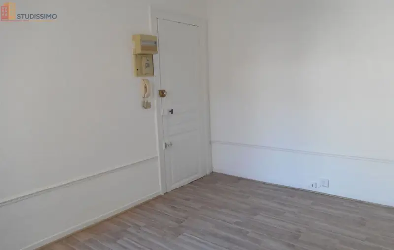 Studio 26m² Reims - 1er étage, lumineux - Photo 5