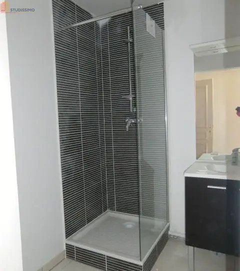Studio 28m² Reims 51100 - Photo 3