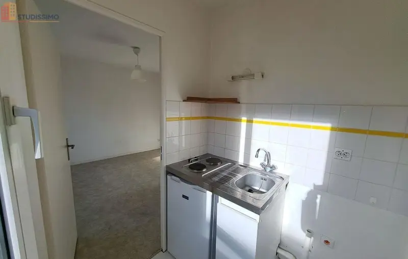 Studio 25m² Reims 51100 - Photo 3