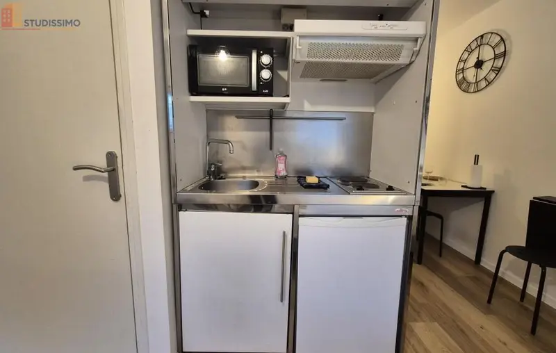 Studio meublé 22m² Reims 51100 - Meublé, 1er étage - Photo 3