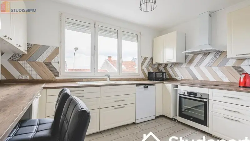 Studio meublé 11m² Reims 51100 - Meublé, DPE C - Photo 1