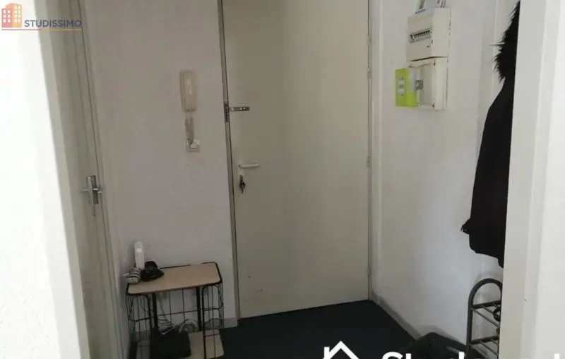 Studio 33m² Reims 51100 - Meublé, DPE D - Photo 1