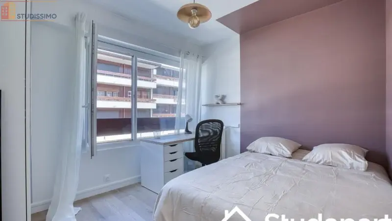 Studio meublé 11m² Reims 51100 - Meublé, DPE D - Photo 1