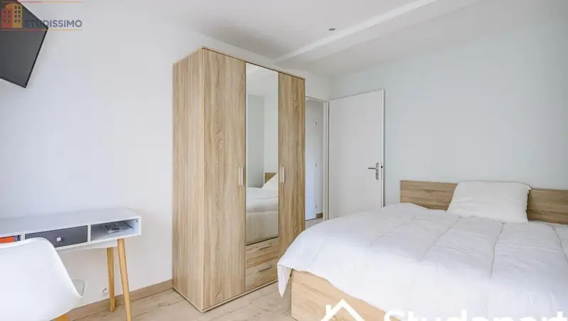 Studio meublé 11m² Reims 51100 - Meublé, 2e étage - Photo 2