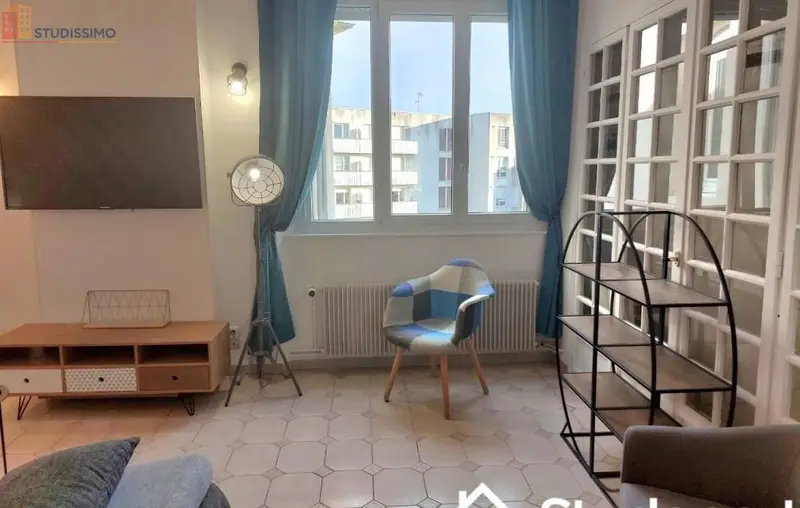 Studio meublé 10m² Reims 51100 - Calme, lumineux - Photo 4