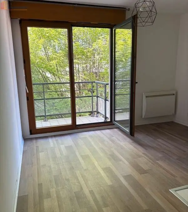 Studio 24m² Reims centre - Balcon, lumineux - Photo 2