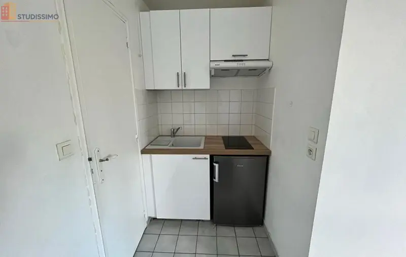 Studio 28m² Reims 51100 - Photo 3