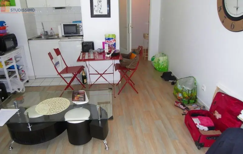 Studio 25m² Reims 51100 - Proche NEOMA, étage élevé - Photo 2
