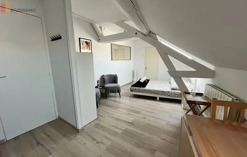 Studio meublé 14m² Reims 51100 - Au calme, 3e étage - Photo 4