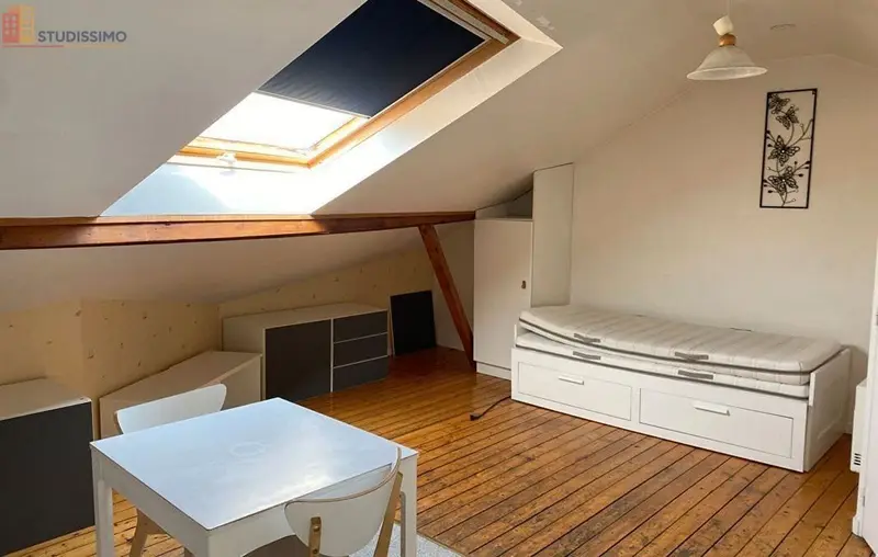 Studio meublé 16m² Reims 51100 - Lumineux, 2e étage - Photo 4
