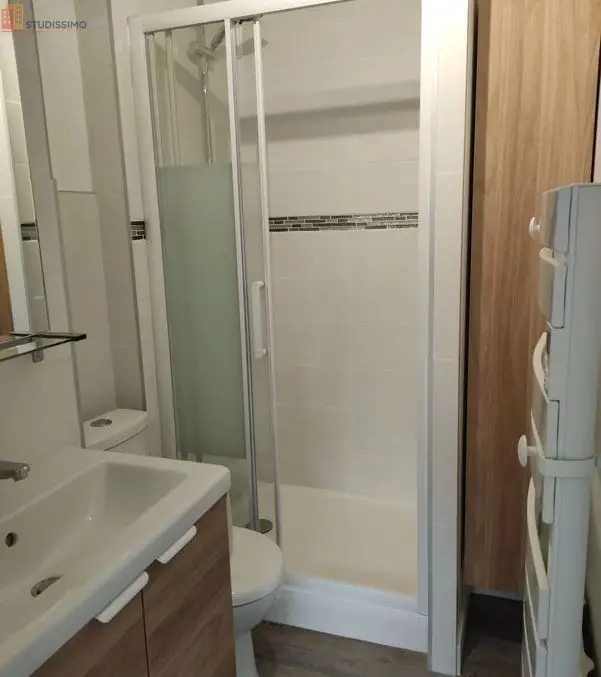 Studio meublé 24m² Reims centre - Proche place Aristide Briand - Photo 1