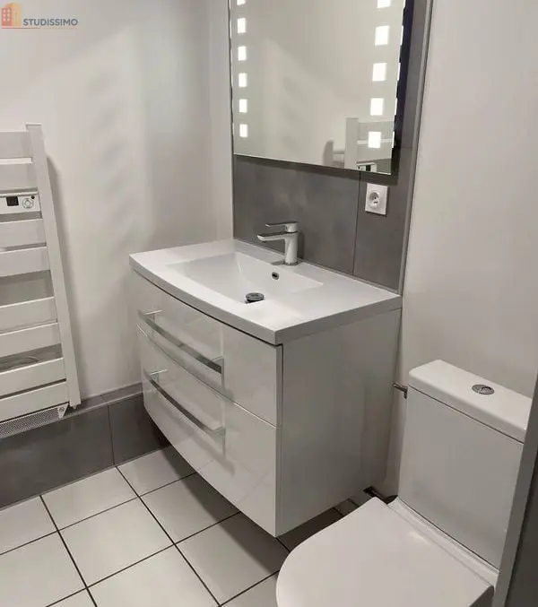 Studio meublé 25m² Reims 51100 - Meublé, lumineux - Photo 2