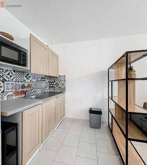 Studio meublé 28m² Reims 51100 - Meublé, DPE C - Photo 5