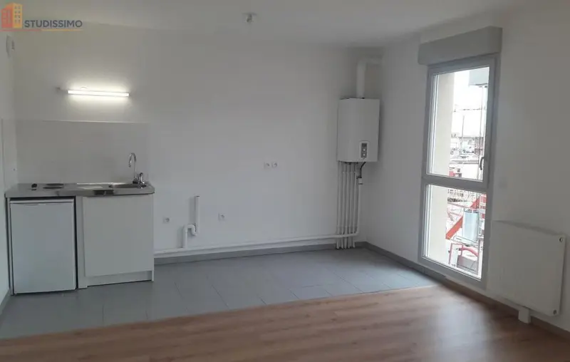 Studio 35m² Reims 51100 - Lumineux, DPE C - Photo 4