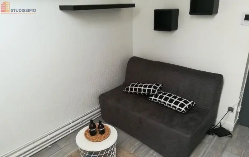 Studio 11m² Reims centre - Proche Saint-Remi, calme - Photo 2
