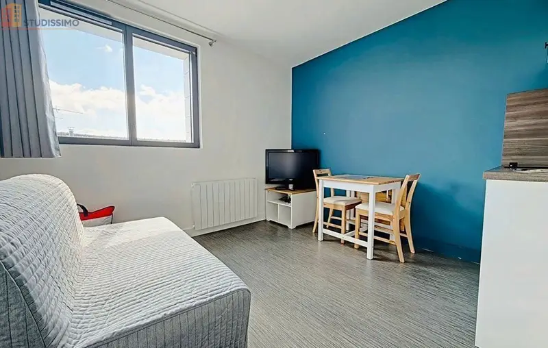 Studio meublé 16m² Reims 51100 - Meublé, 2e étage - Photo 1