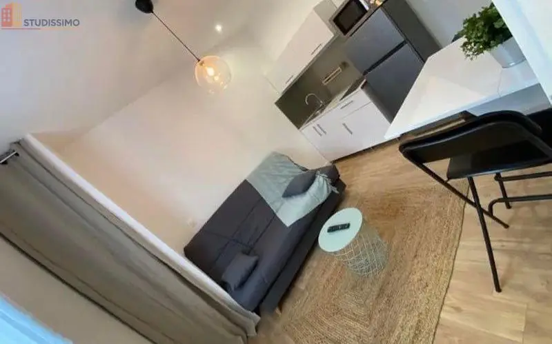 Studio meublé 15m² Reims 51100 - Meublé, DPE D - Photo 2