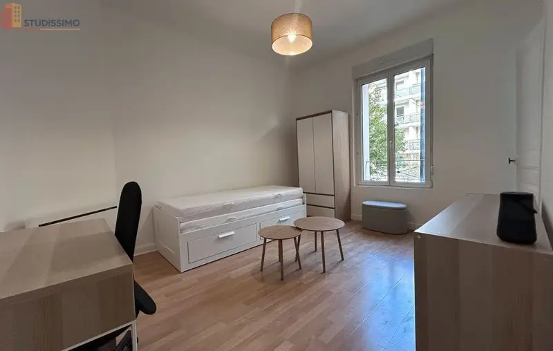Studio meublé 20m² Reims centre - Meublé, 1er étage - Photo 2