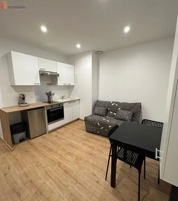 Studio meublé 27m² Reims 51100 - Meublé, calme - Photo 2